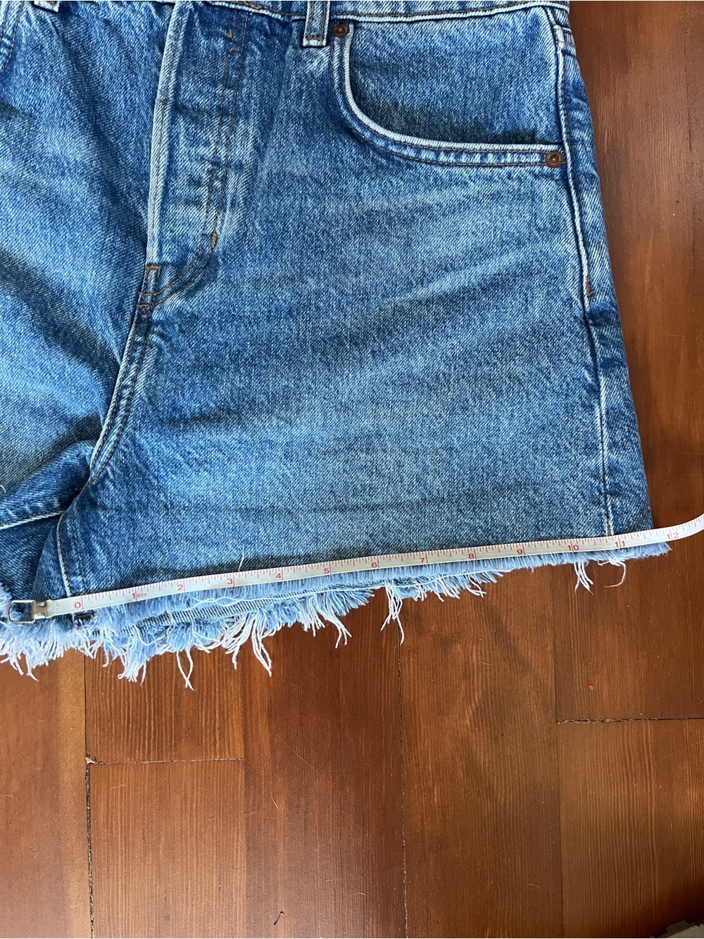 Reformation Charlene High Rise Jean Shorts size 28 - Picture 8 of 8